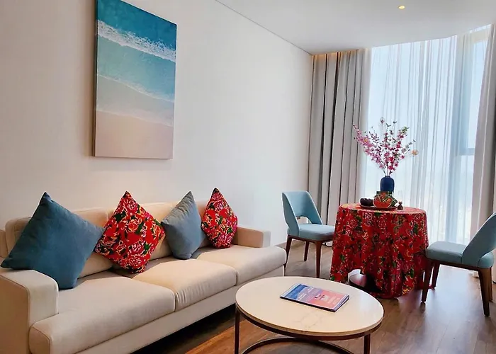 Emerald Bay Signature Ho Rieng Tai A La Carte * Ha Long